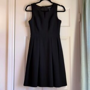 White House Black Market LBD